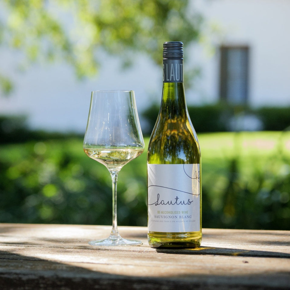 Gift Pack Lautus Moscato Rosé, Sauvignon Blanc White, Savvy Red and Sparkling Rosé Wines 0% 4 x 750ml