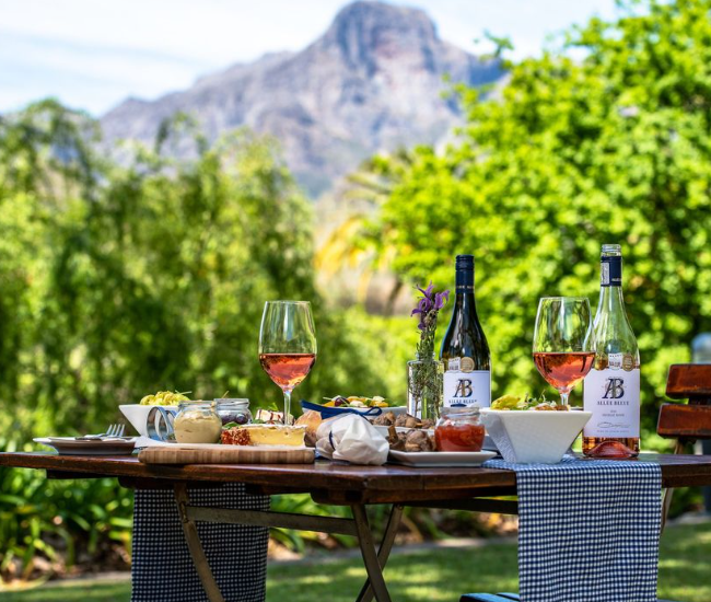 Allée Bleue Brut Rose MCC & Graham Beck Brut Rosé NV Sparkling Wine Pack 2 x 750ml