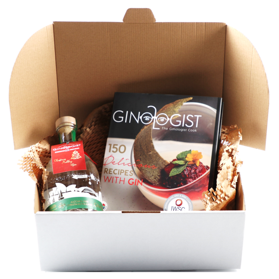 Gift Pack Ginologist Christmas Pudding Snowglobe 0% Gin 700ml & Ginologist Cookbook - Designs Vary