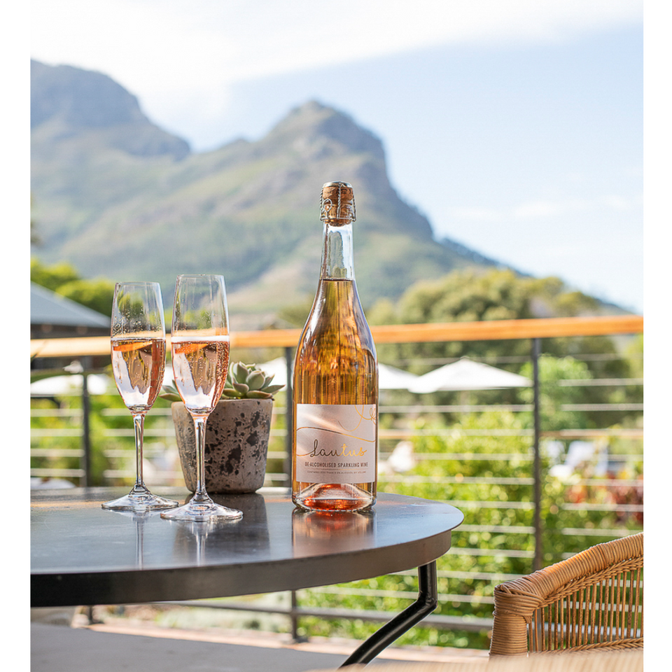 Gift Pack Lautus Moscato Rosé, Sauvignon Blanc White, Savvy Red and Sparkling Rosé Wines 0% 4 x 750ml