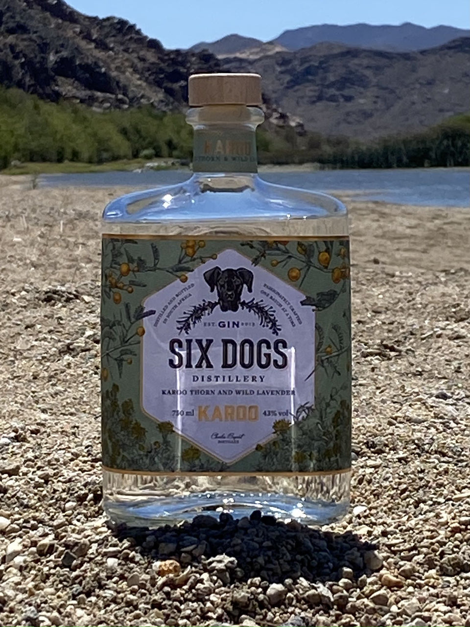 Six Dogs Karoo Gin 43% 750ml